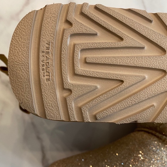 UGG Mini Bailey Bow II Sparkle Glitter Ankle Boot - Picture 11 of 15